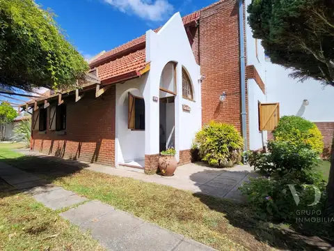 Casa en Venta en La Lucila del Mar, USD 125.000