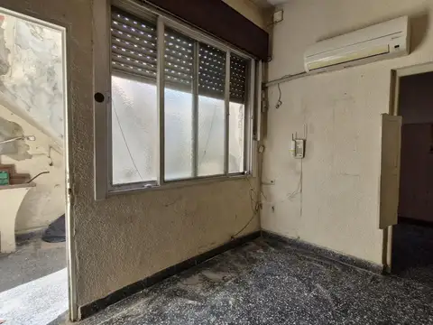 Depto Tipo Casa en Venta en Valentín Alsina, USD 49.977