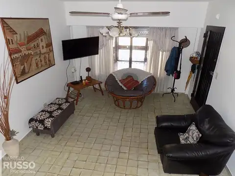Casa 3 ambientes con 2 baños