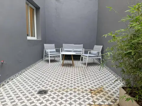 Venta Departamento 3 ambientes con 2 Patios  Zona Aldrey