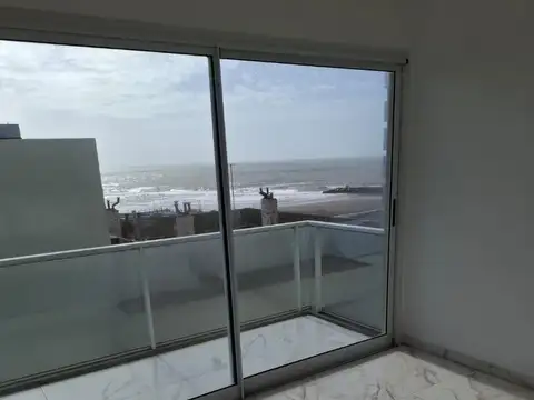 Ricardo Gutierrez 856 , Piso 8