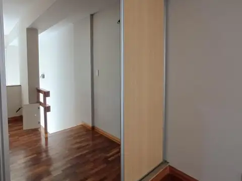 Departamento en Alquiler en Bernal, $ 650.000