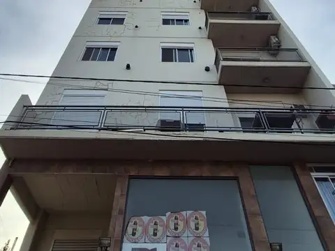 Departamento en venta c/ cochera en Centro