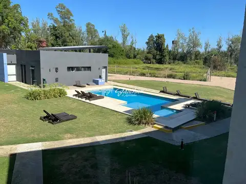 Departamento en venta de 1 dormitorio c/ cochera en Campana