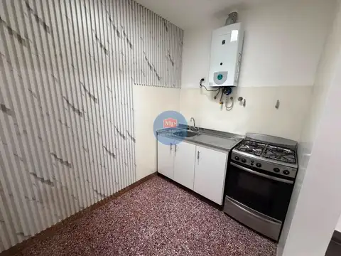 Depto Tipo Casa en Alquiler 50 años