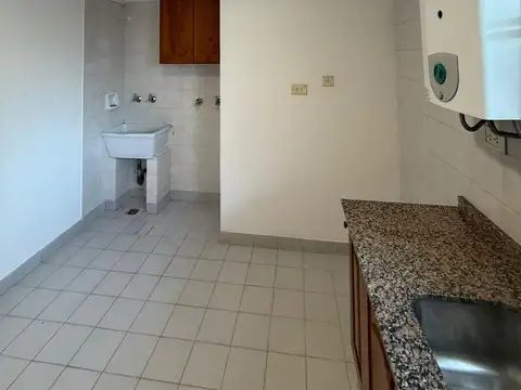 Departamento en Alquiler en Florida Mitre/Este, $ 850.000