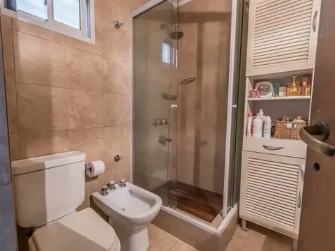 Depto Tipo Casa en Venta con 1 cocheras
