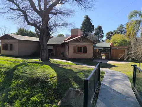 VENTA CASA CATEGORÍA 3 DORMITORIOS VILLA LA BOLSA