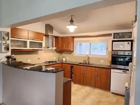 Casa en Venta en Santa Ana, USD 345.000