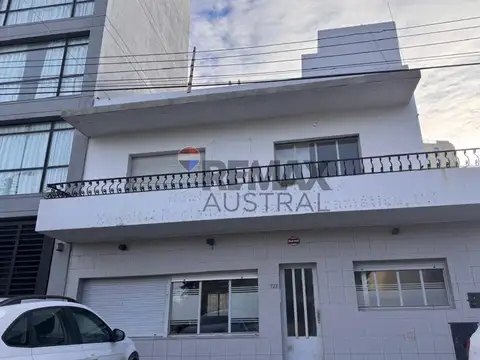 8 OFICINAS- CENTRO