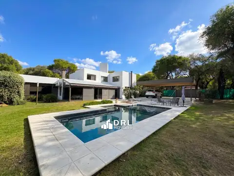 Casa en venta en El Bosque