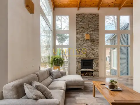 Casa 6 ambientes con 3 baños
