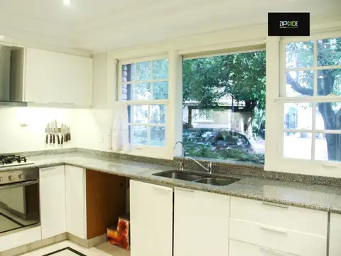 Casa en Alquiler al Norte