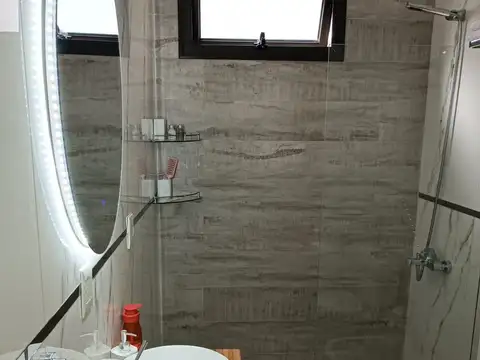 Departamento en Venta en Villa Gobernador Udaondo, USD 260.000