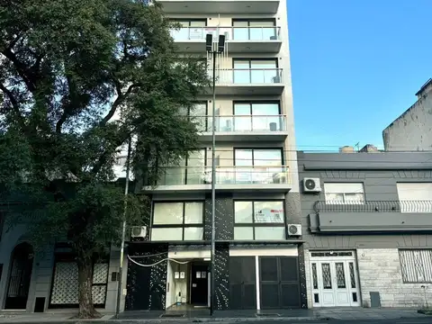 Av. Directorio 3876 1°A