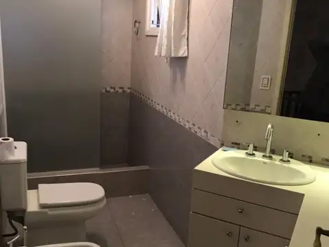 Venta de Casa 5 AMBIENTES en COLINAS DE PERALTA RAMOS, Mar d