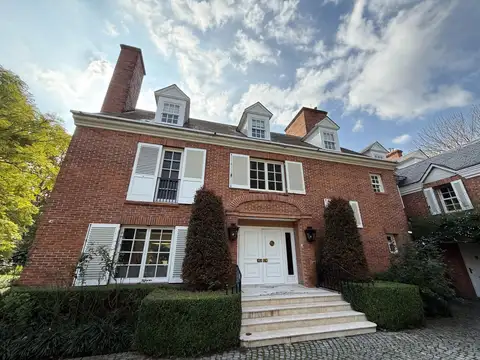 CASA 6 AMBIENTES EN VENTA EN LA HORQUETA