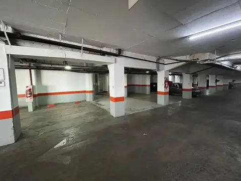 Oficina en Alquiler al Norte