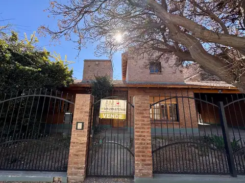 VENTA CASA 3 D BARRIO El MANZANAR CIPOLLETTI