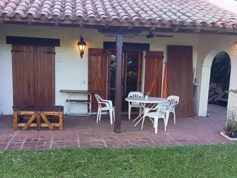 John F. Kennedy 1100