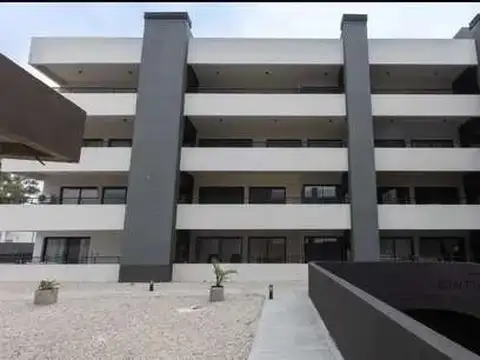 Departamento en venta c/ cochera en Villa Santos Tesei