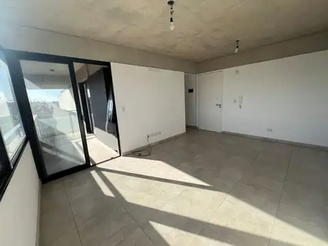 Departamento en Alquiler en Villa Maipu, $ 690.000