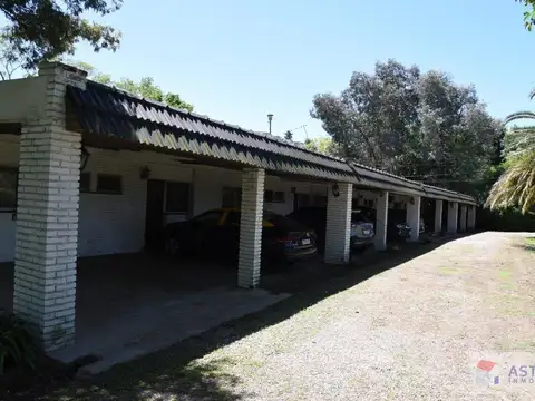 Depto Tipo Casa en Alquiler con 2 cocheras