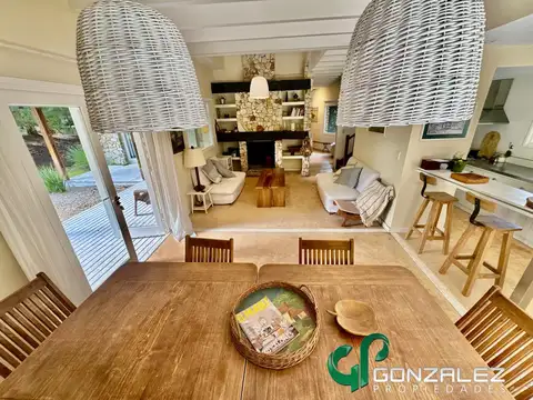 Casa en Venta en Mar de las Pampas, USD 280.000