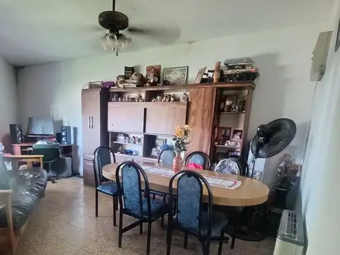 VENTA CASA 2 DORM B° MÁRQUEZ. CORDOBA