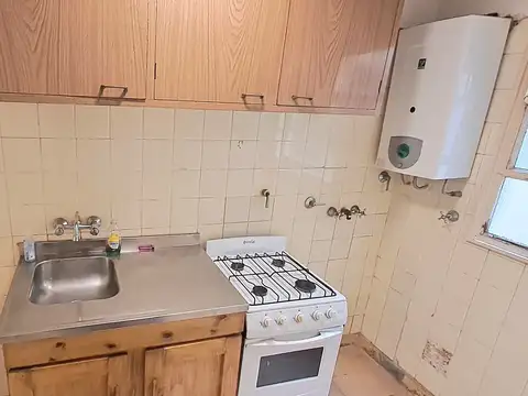 2 AMBIENTES CON PATIO