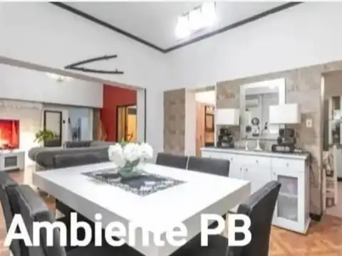 Depto Tipo Casa 3 ambientes con 2 baños