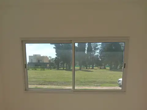 CASA A ESTRENAR EN BARRIO ALTOS DE SAN JOSE