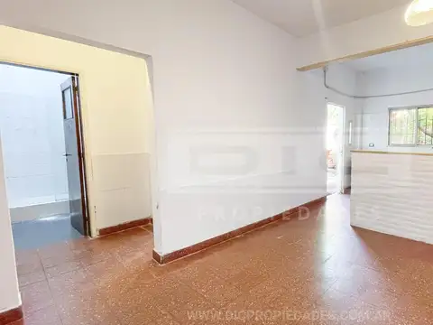 Depto Tipo Casa en Venta al Este