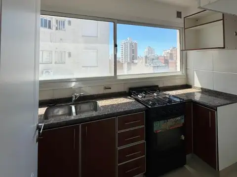 Departamento en Alquiler en Centro, $ 650.000