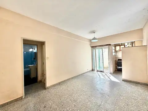 Depto Tipo Casa 2 ambientes con 1 baño
