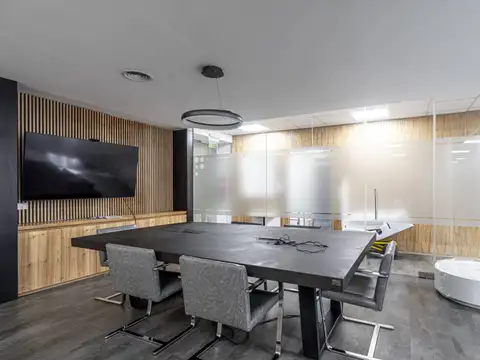 Av. Huergo 900, Piso 7