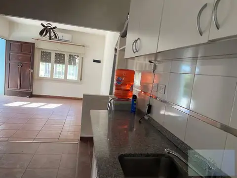 Casa en Alquiler al Sureste