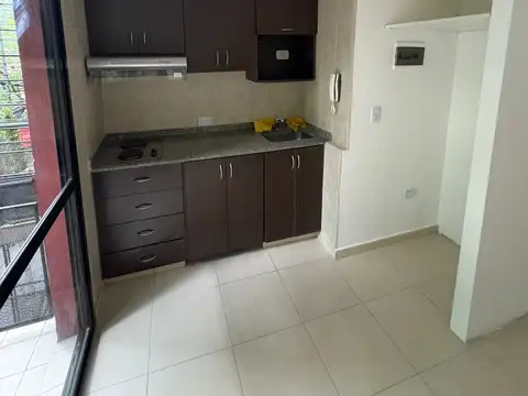Departamento en Alquiler en Villa Luro, $ 550.000