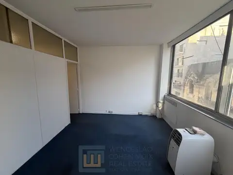 Oficina en Venta 40 años