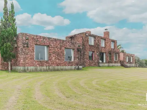 Hermosa Posada ! Lejos del ruido, cerca de todo !