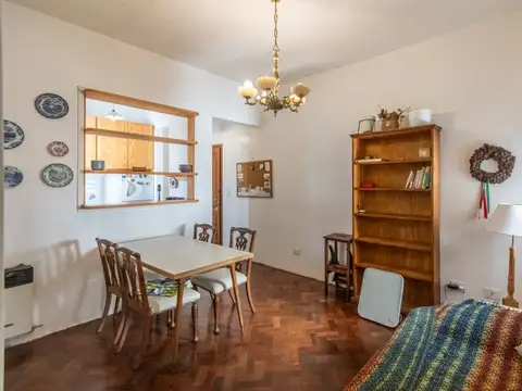 VENTA DE DEPARTAMENTO DE 2 AMBIENTES EN RECOLETA