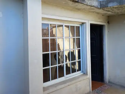 CASA DOS PLANTAS CALLE PRINCIP