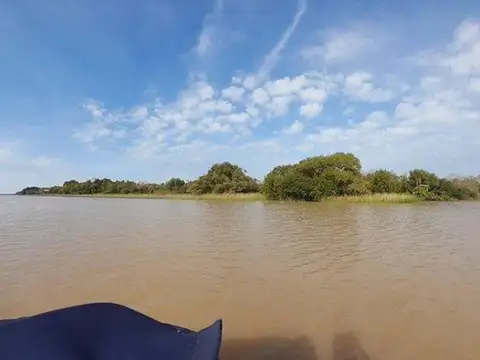 VENTA LOTE 14 1ERA SECCION DE ISLAS EN EL DELTA DEL TIGRE
