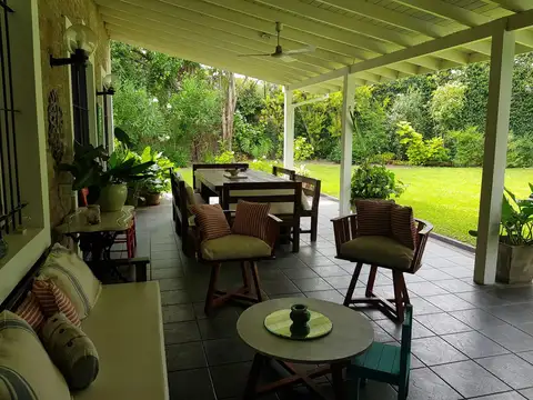 Casa en Alquiler de 5 dormitorios