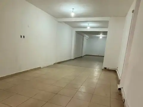 Local en Alquiler en Loma Hermosa, $ 1.700.000
