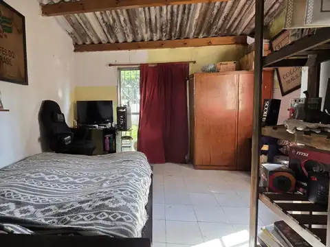 Casa venta Castelar Norte Lote 10x35  Amplio fondo