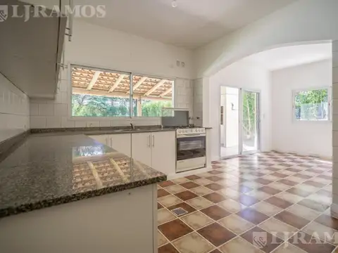 Casa en Alquiler al Noreste