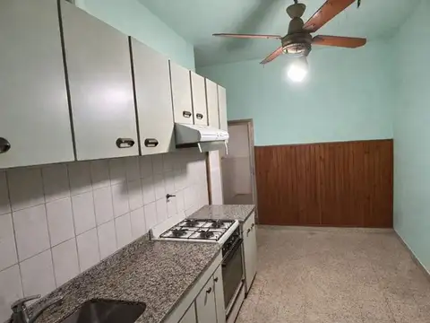 Departamento 5 ambientes con 4 baños