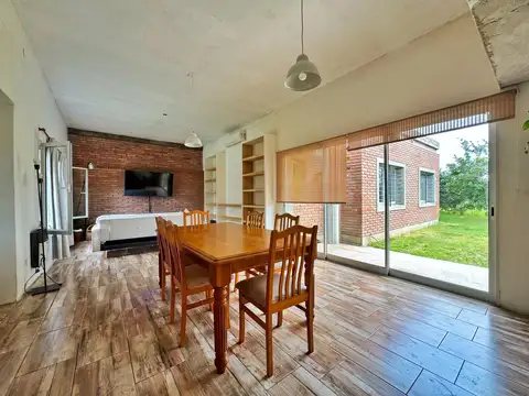 Casa en Venta con 1 cochera