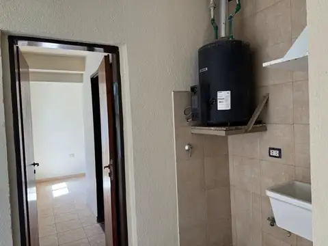 Casa en Alquiler con 1 cochera